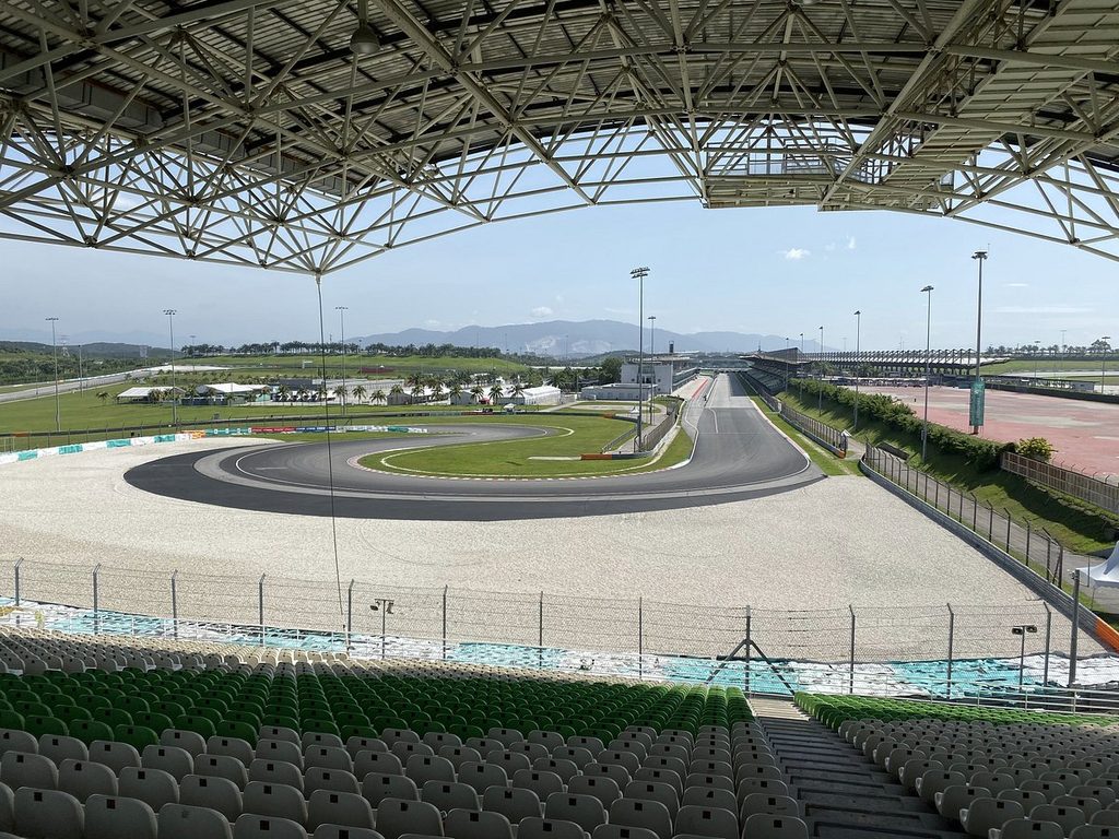 k1 grandstand viewpoint 1